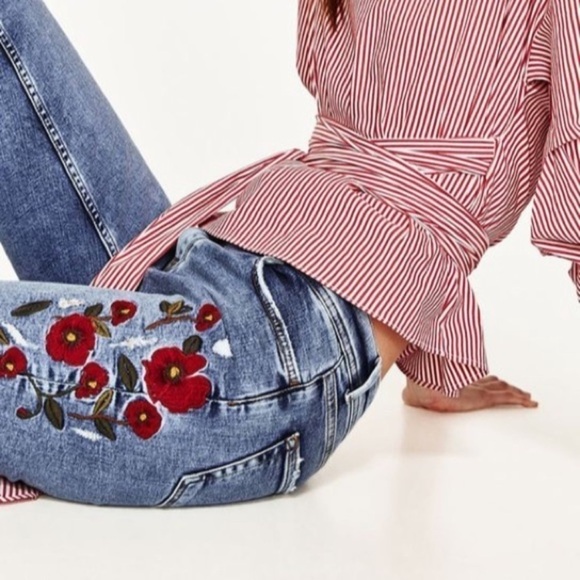 Zara Embroidered Floral Ankle Jeans - Picture 3 of 10